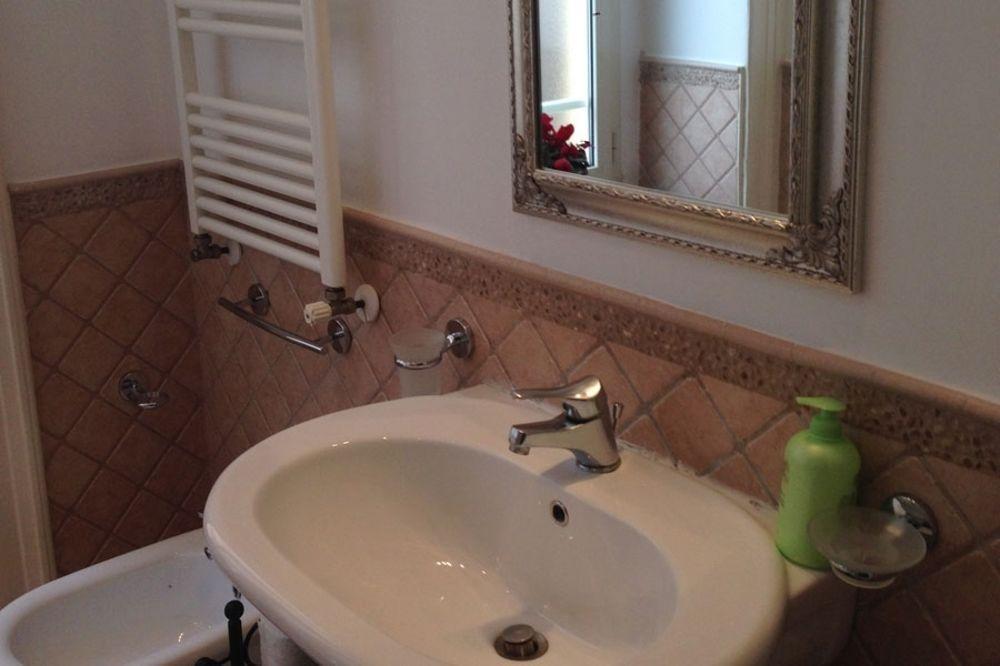 La Dimora Dei Baroni Bed & Breakfast Napoli Dış mekan fotoğraf